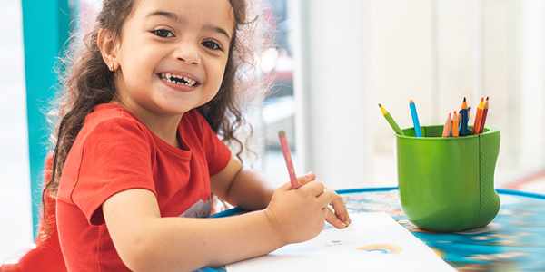 Desenhar é uma forma de aprendizagem das crianças nas escolas